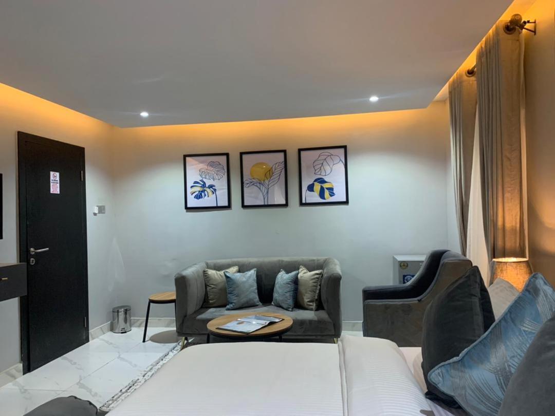 Choice Suites Signature Ikeja Exterior photo